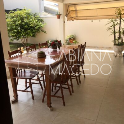 Casa a venda no condomínio Taubaté Village