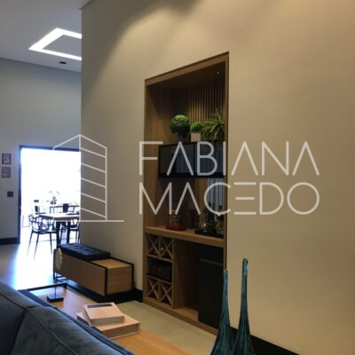 Casa na melhor localização do Condomínio Ouroville em Taubaté